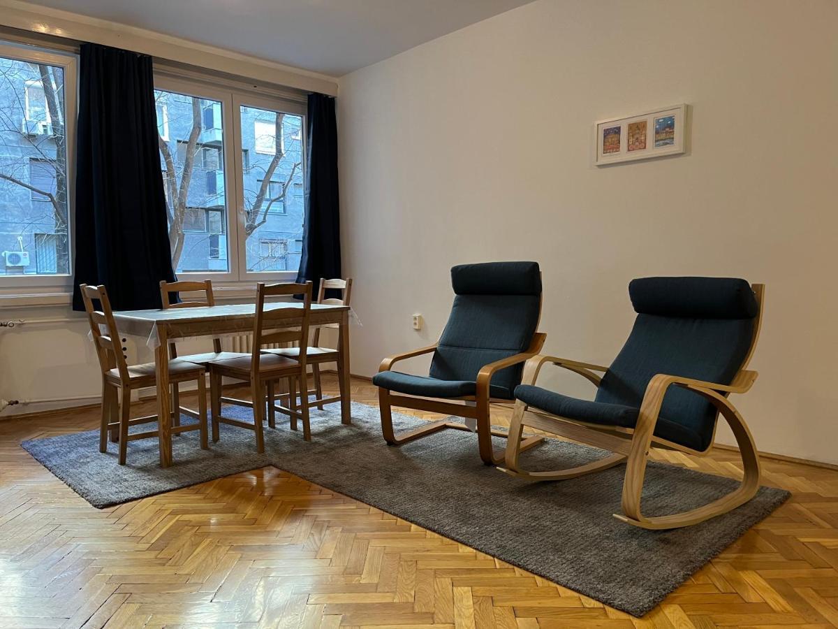 Bauhaus Flat In Amazing Location Apartment บูดาเปสต์ ภายนอก รูปภาพ